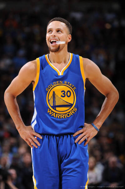 年再夺冠 年再夺冠