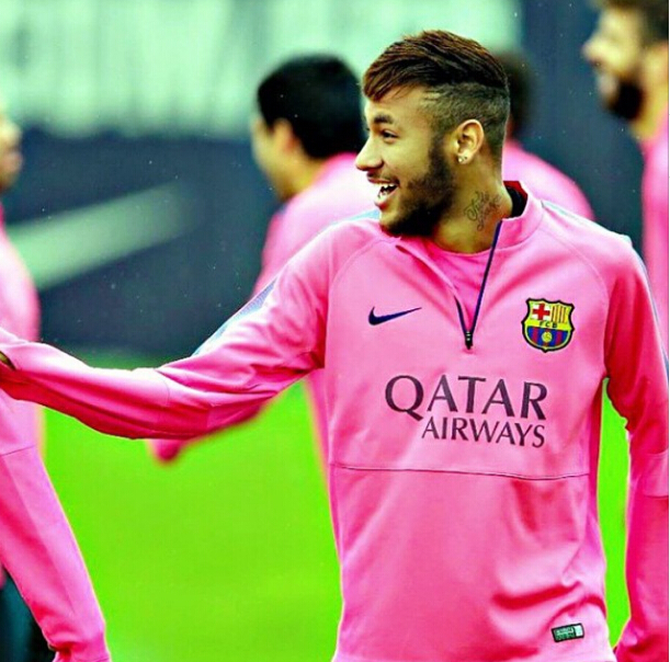 迫使曼联的 迫使曼联的